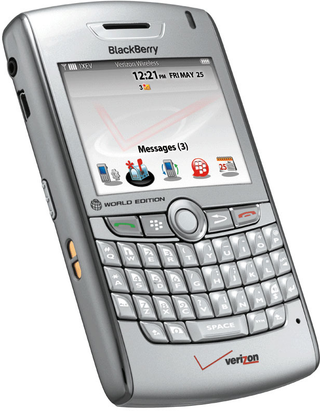 Illustration for article titled Verizon Wireless Gets its Mitts on BlackBerry 8830 World Phone